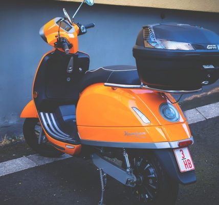 Combien coûte un scooter électrique de milieu de gamme ?