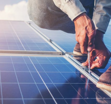 Les panneaux solaires hybrides sont-ils faits pour vous ?