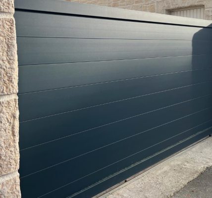 Portails sur mesure : sécurisez et embellissez votre entrée