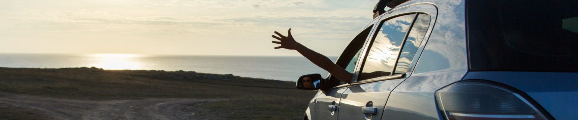 Préparer votre voiture pour un long voyage : le guide essentiel
