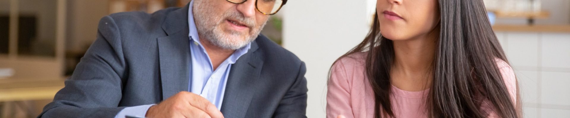 Comment trouver un avocat pénal de confiance pour votre affaire ?