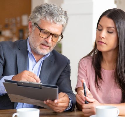 Comment trouver un avocat pénal de confiance pour votre affaire ?