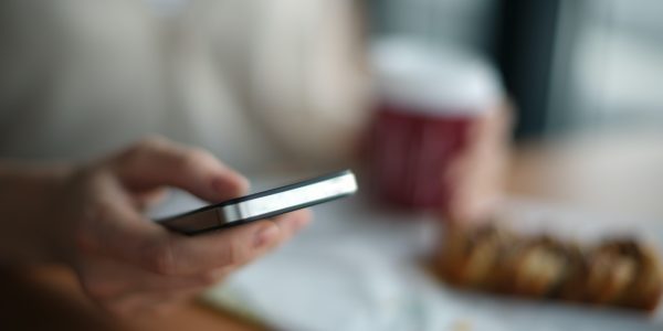 iPhone vs Android : quel smartphone choisir en 2025 ?