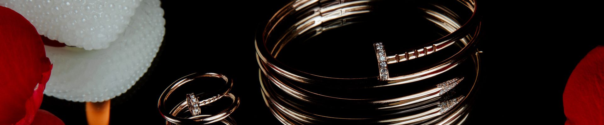 Bague Trinity Cartier : comment l’associer à ses autres bijoux ?