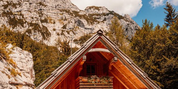 Pourquoi choisir une construction en poteau-poutre pour son chalet ?